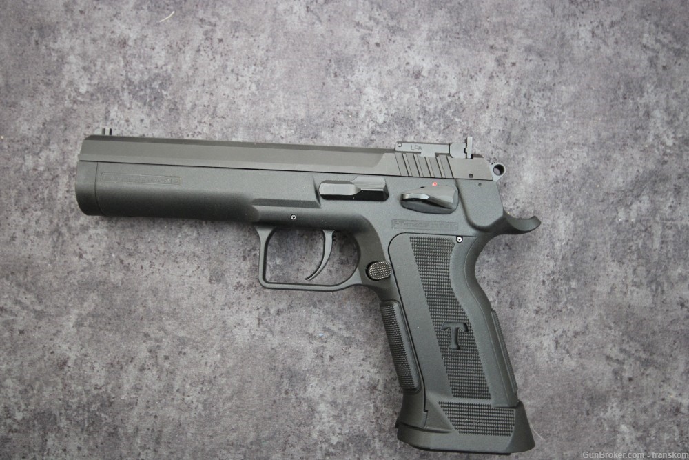 Tanfoglio Model Witness Competition in 9 MM with 5" Barrel.-img-2