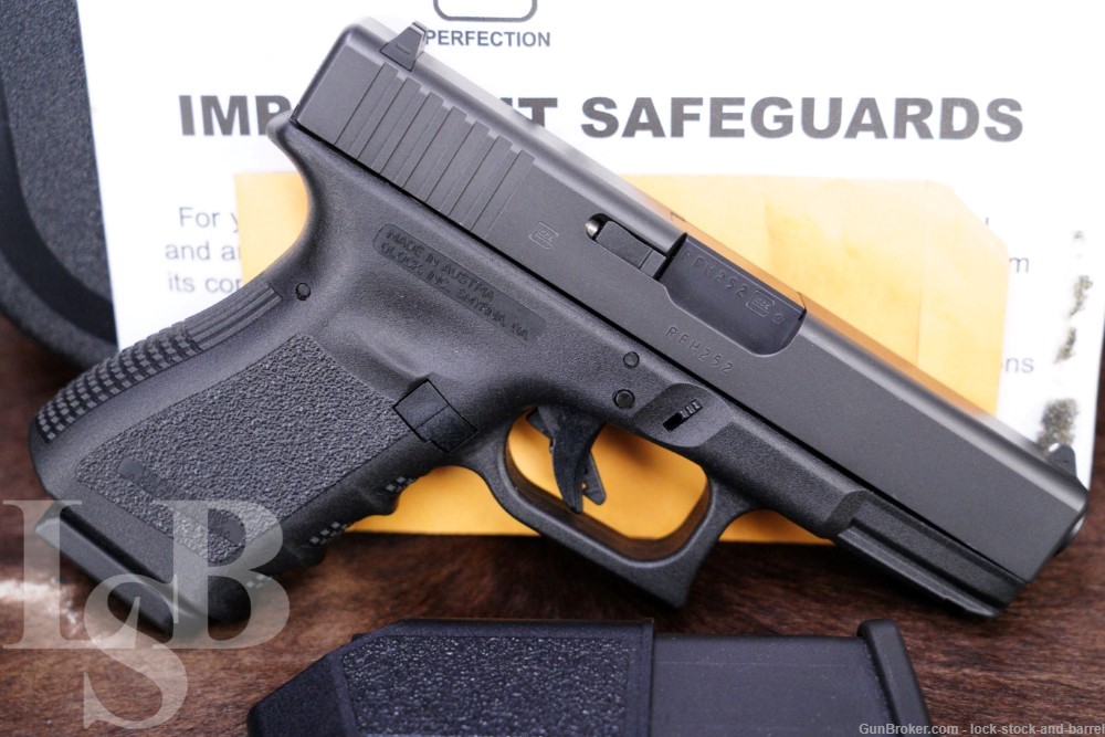 Glock 23 G23 Gen 3 .40 S&W 4.02” Striker Fired Semi Automatic Pistol-img-0