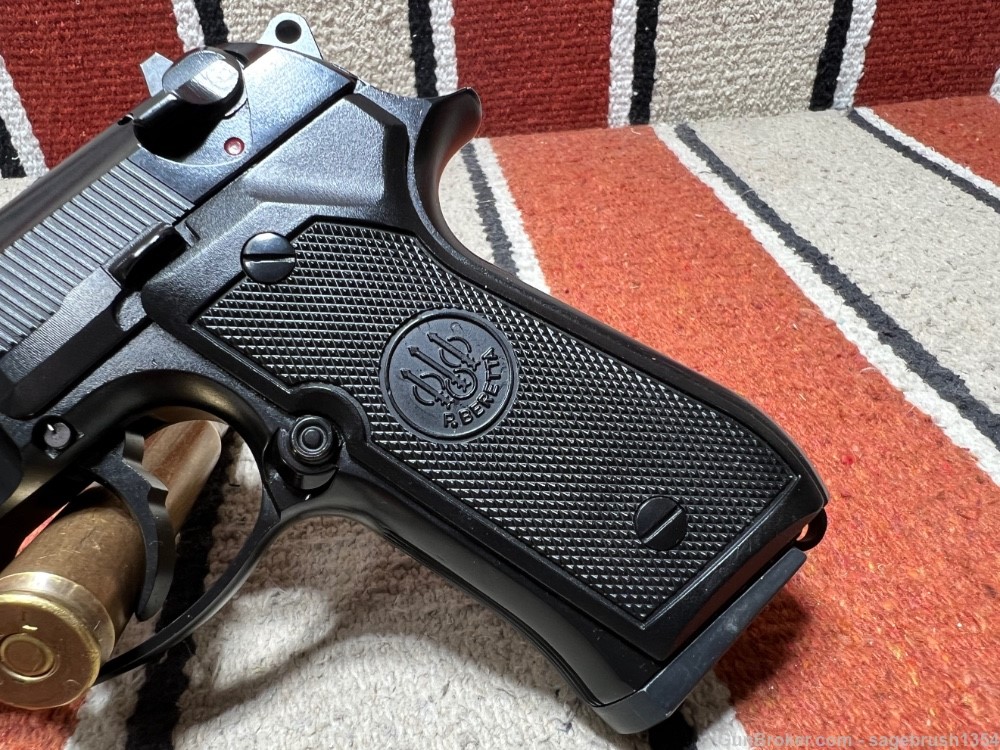 Beretta 92FS 9mm-img-8