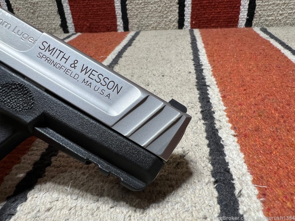 Smith & Wesson SD9 VE S&W-img-3