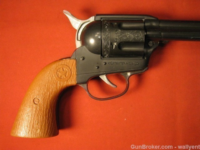 Frontier .44 Cal Replica Revolver 1950s? Gunsmith Tool Holsters Cap Gun-img-9