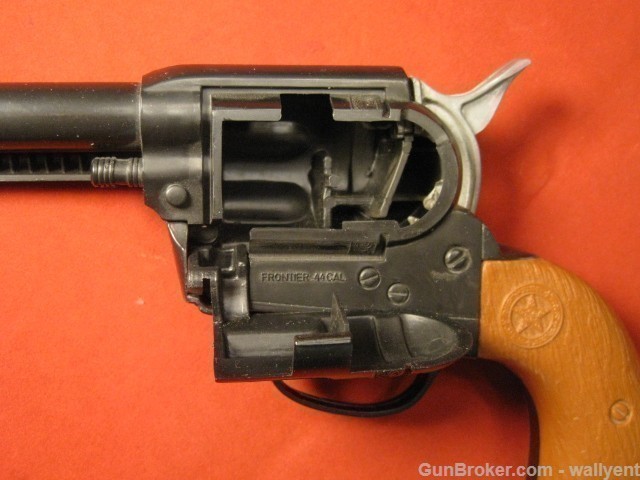 Frontier .44 Cal Replica Revolver 1950s? Gunsmith Tool Holsters Cap Gun-img-5