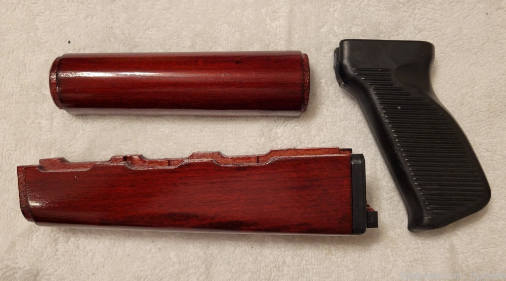 Yugo M-70 or PAP AK-47 Handgaurd Set And Pistol Grip Free Shipping -img-3