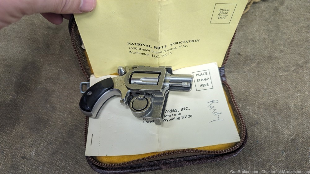 Freedom Arms Belt-Buckle 22LR Mini-revolver w/orig case-img-9