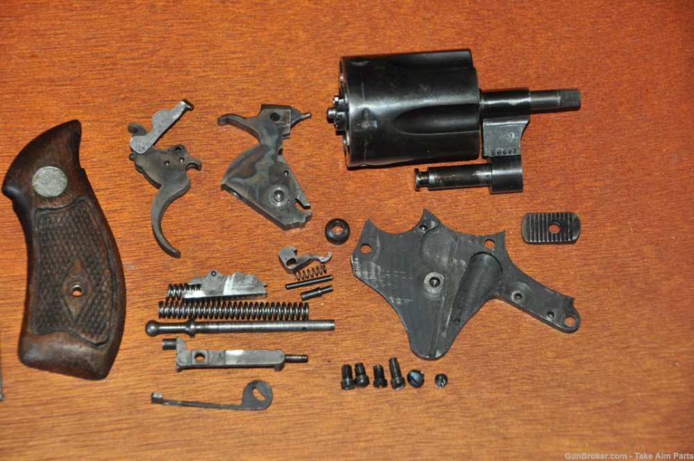 Smith & Wesson 5 Screw 38spl Diamond Grips Cylinder Trigger Hammer & Parts-img-7