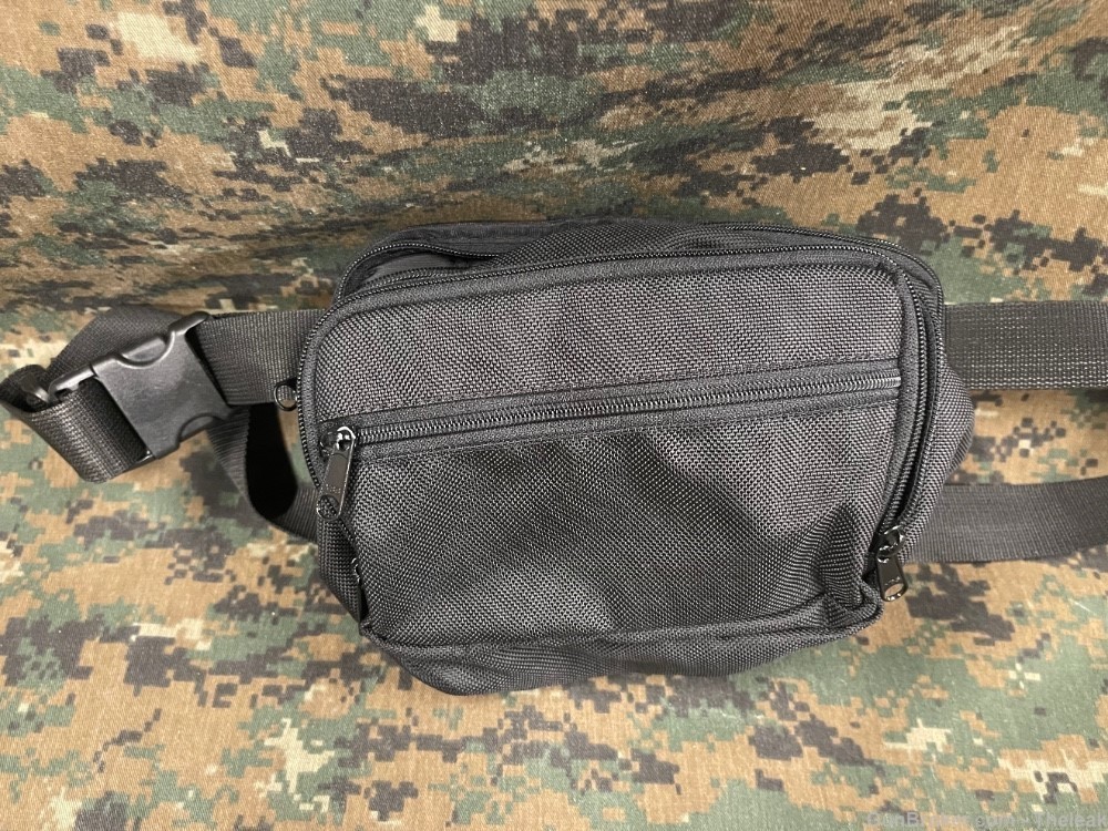CCW FANNY PACK FOR FULL SIZE OR COMPACT GUNS-img-0