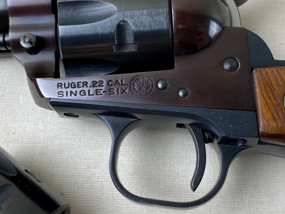Ruger Single Six Old Model Convertible 22lr/22mag 5.5" Plum-img-3