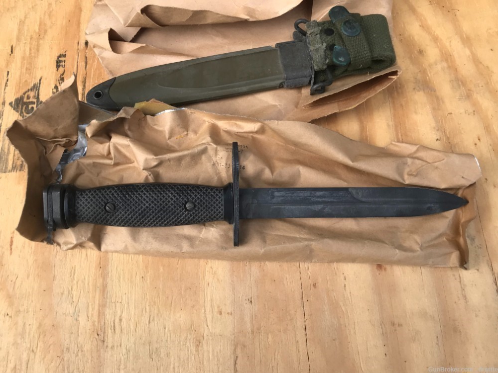 M7 & M8A1 Bayonet Knife Vietnam War SEALED US M8A1 Scabbard USGI RARE NOS-img-8