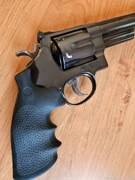 Smith & Wesson 57-4 .41 Mag,Target Trigger & Hammer Mint-img-1