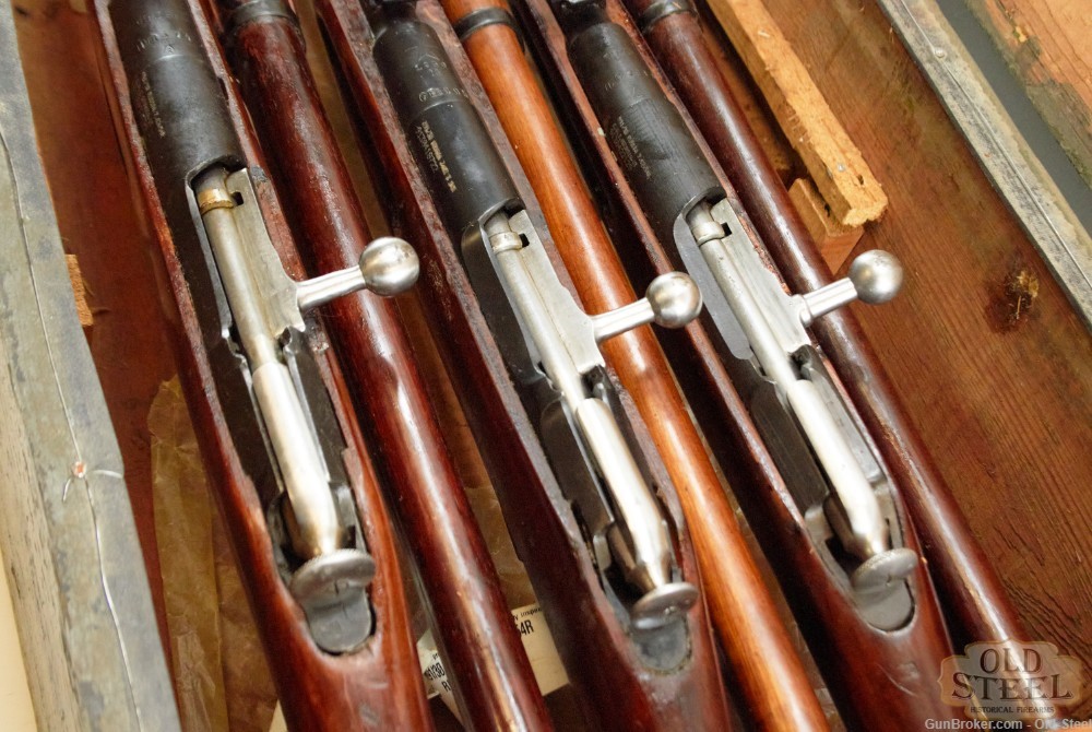 Crate of WW2 Era Mosin Nagant Rifles C&R W/ Accessories-img-41