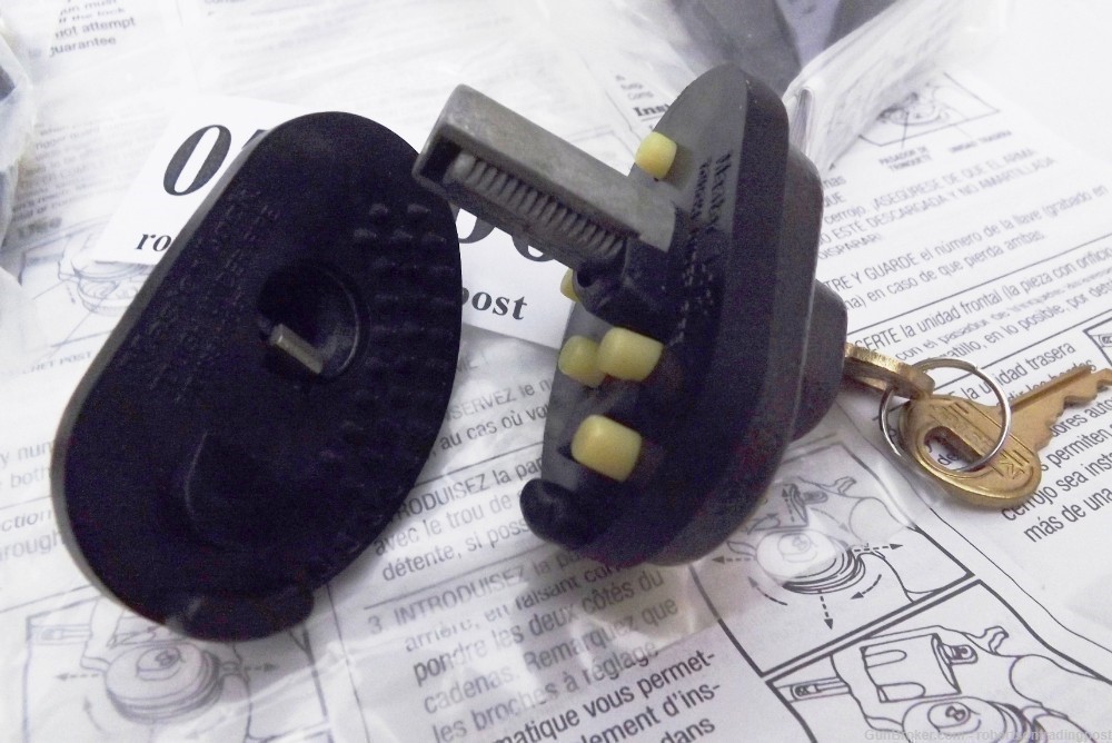 Master US Made  Smith & Wesson Trigger Locks Pre-2002 M90 Correct Pre-Lock-img-3