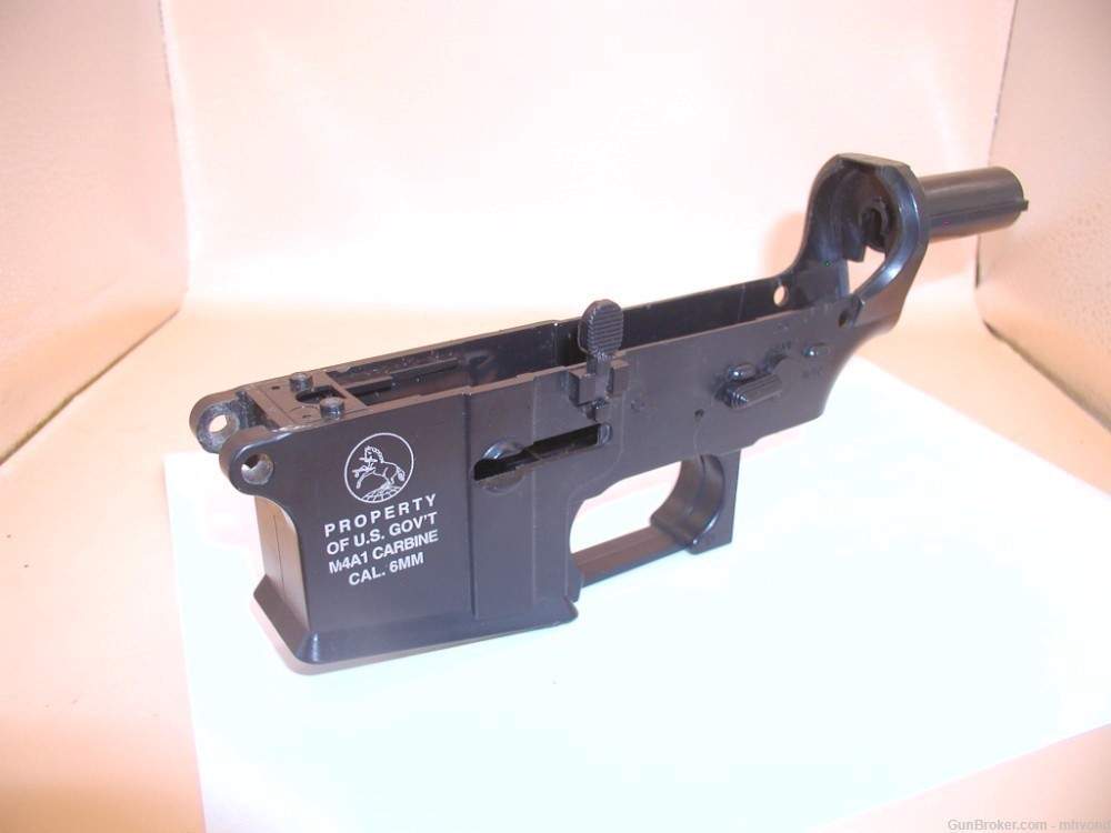 Colt M4A1 6mm Carbine Airsoft Rifle Receiver, Plastic-img-0