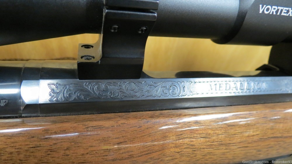 Browning X-bolt Medallion 30-06 bolt action rifle with Vortex scope-img-4