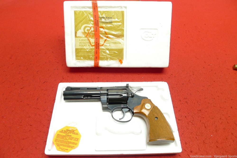 Colt Diamondback 22LR 4" NEW IN BOX-img-8