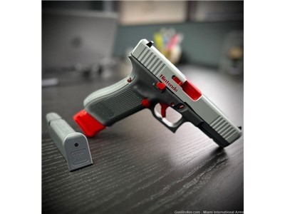 Nintendo Zapper Glock G17 Gen 5 9mm NES Custom