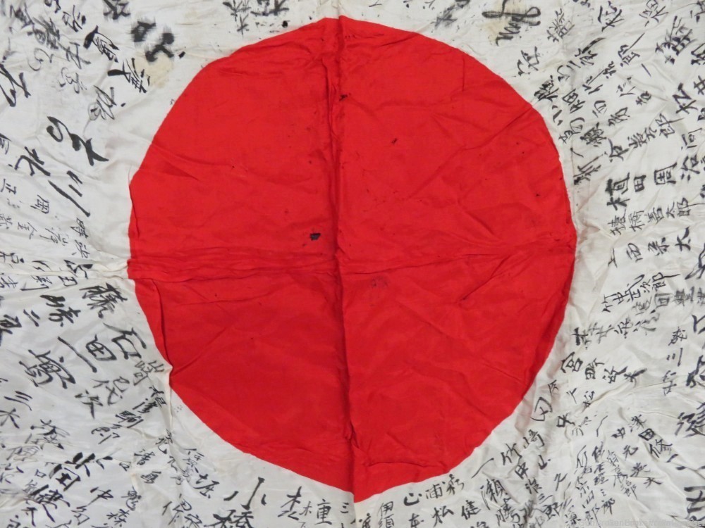 JAPANESE WW2 HINOMARU MEATBALL FLAG W/ SIGNED KANJI CHARACTERS-img-9