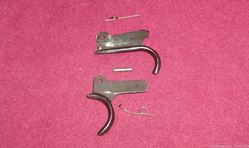 SAVAGE/STEVENS 311 12/16 GA. RIGHT & LEFT TRIGGERS, SPRINGS, & PIN ASSEMBLY-img-1