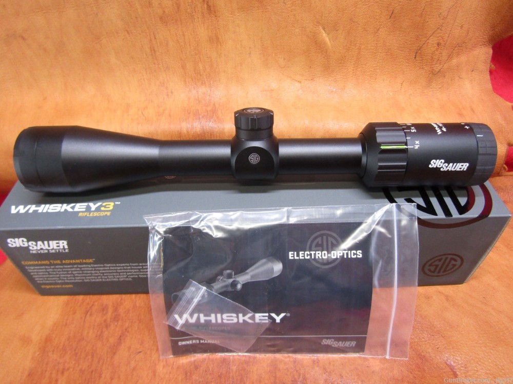Sig Sauer Whiskey 3 4-12x40mm Rifle Scope New in Box SOW34202-img-0