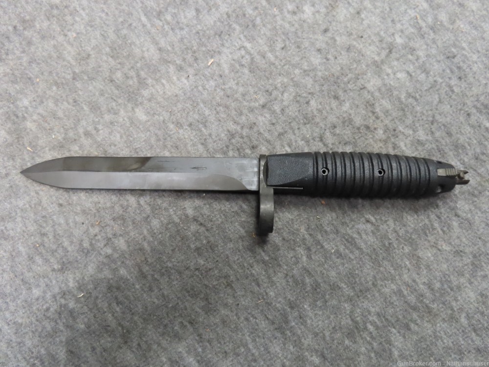 WEST GERMAN HK G3 BAYONET WITH SCABBARD-13 GROOVE-NICE CONDITION-img-6
