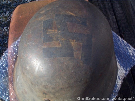 Old M-42 German Military Luftwaffe Helmet with swastika decal-img-6