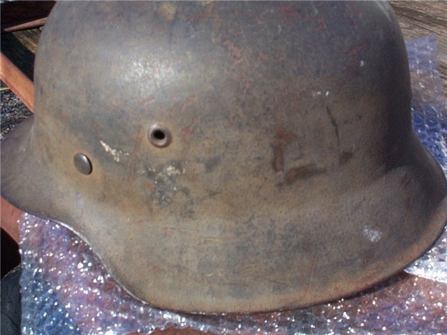 Old M-42 German Military Luftwaffe Helmet with swastika decal-img-3
