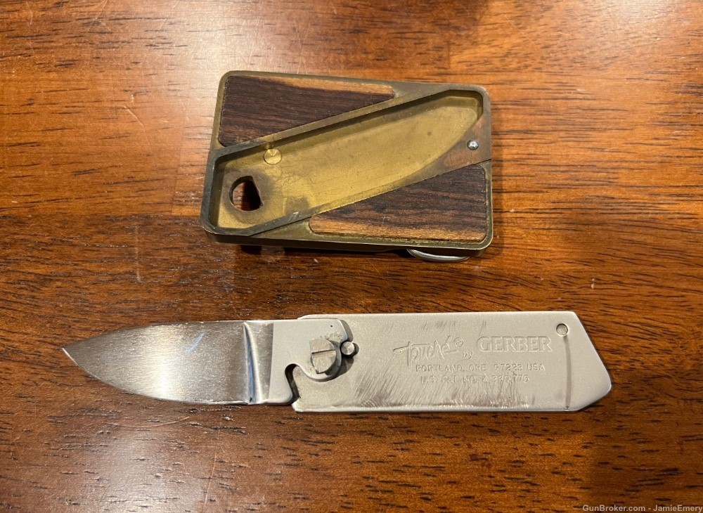 2 Rare Vintage Gerber Touché Belt Buckle Knives -img-4
