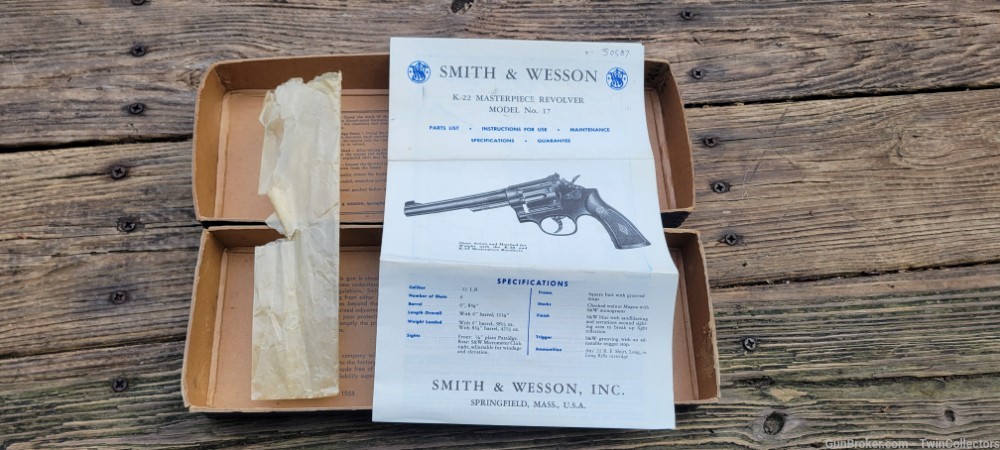 Original Smith and Wesson K-22 Masterpiece Model 17 Box-img-6