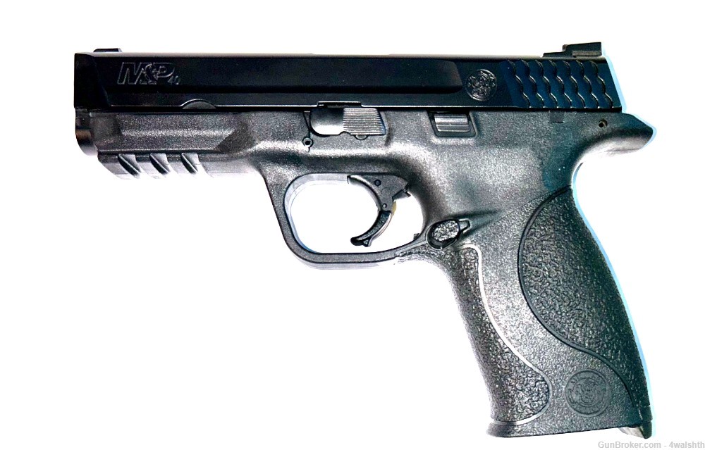 Smith & Wesson M&P 40 .40SW Pistol-img-0