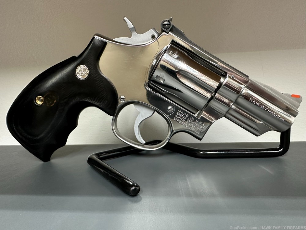 SMITH & WESSON 66-1 HIGH POLISHED STAINLESS 357 COMBAT REVOLVER *STUNNING *-img-1