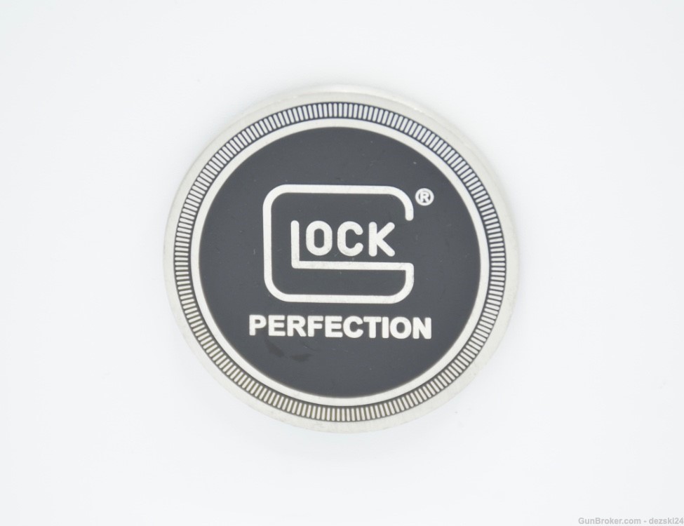 GLOCK PERFECTION "AT EASE GUNNY" CHALLENGE COIN 1944-2018 LIMITED 1 of 500 -img-5