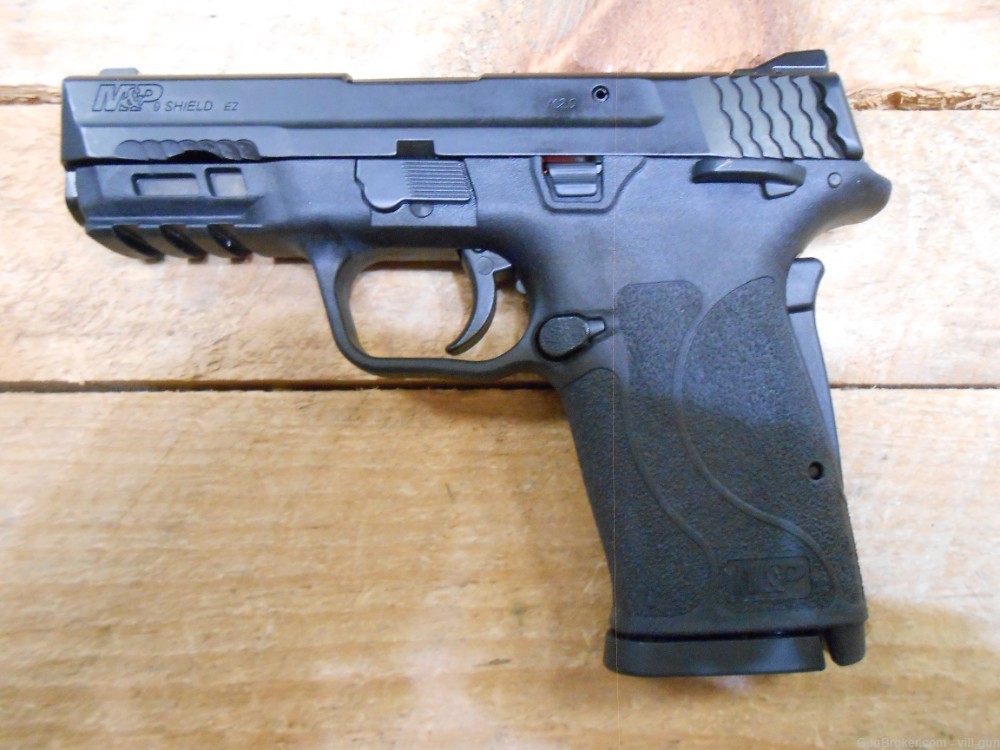 Smith & Wesson M&P9 Shield EZ M2.0 9MM 3.6" BBL. NIB MA OK 12436-img-0