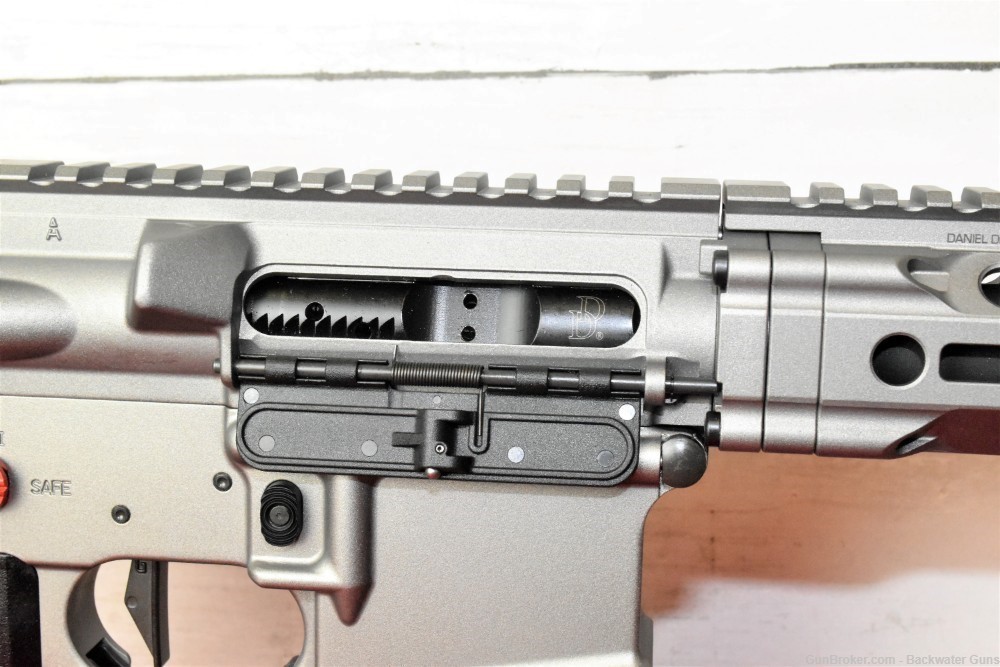 NEW DANIEL DEFENSE DDM4 V7 PRO GUN METAL GRAY 5.56 RIFLE -img-2