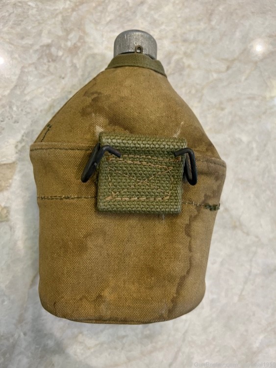 WW2 USMC DOG EAR CANTEEN COVER WITH RARE CANTEEN-img-2
