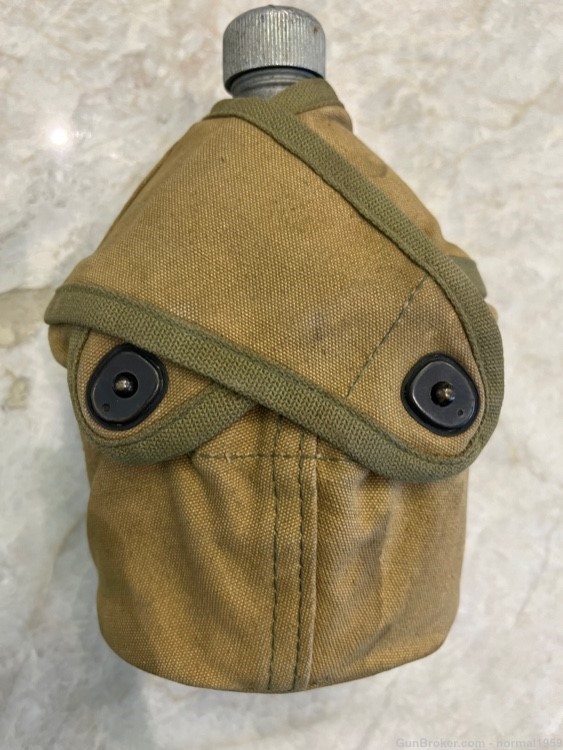 WW2 USMC DOG EAR CANTEEN COVER WITH RARE CANTEEN-img-1