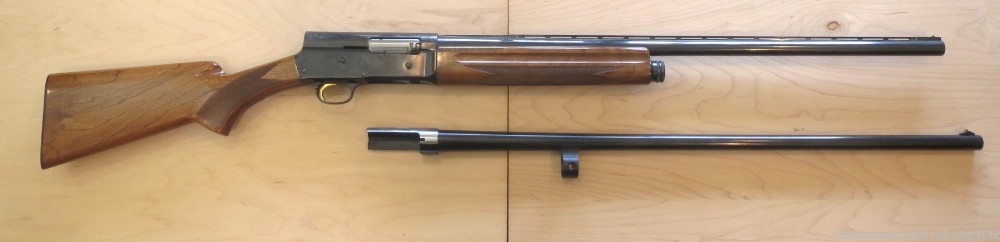 1968 FN Browning Auto 5 Light Twelve 12 Gauge with Extra Barrel and Case-img-0