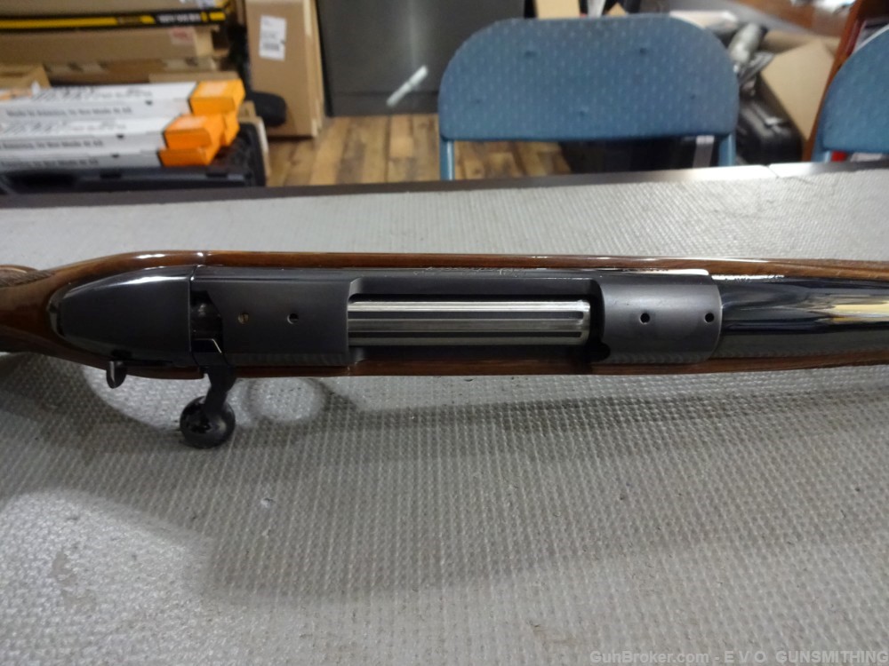 Weatherby MKV Deluxe  .300 WBY mag  26 Inch Barrel  Mark V Weatherby -img-24
