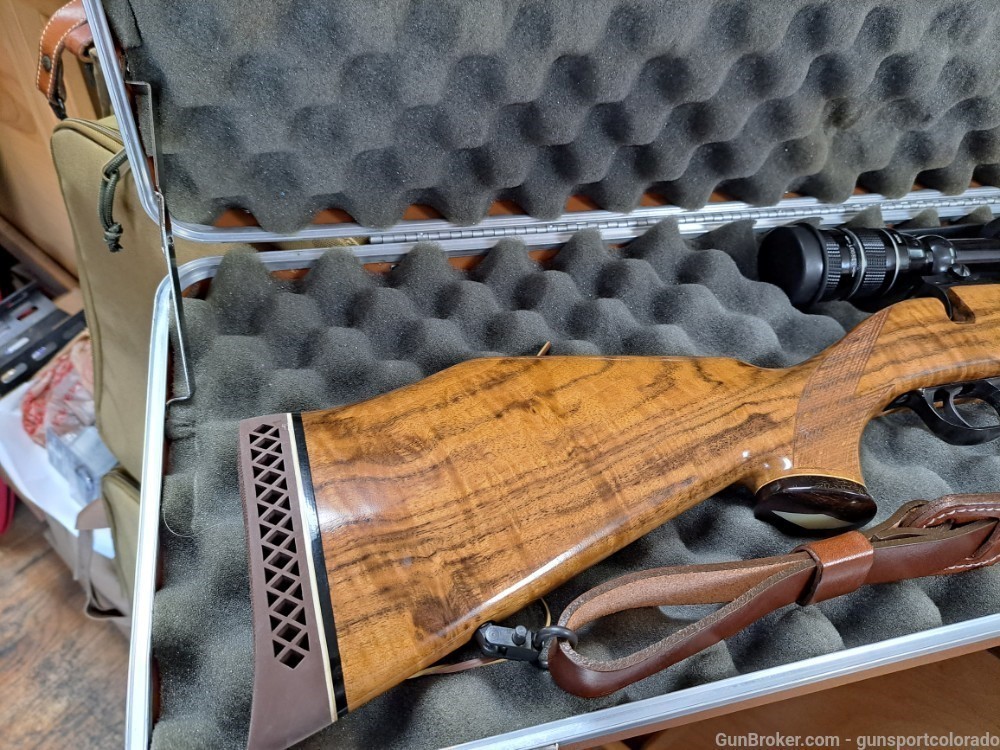1978 Production Weatherby Mark V Deluxe 300 WBY Bank of Boulder -img-1