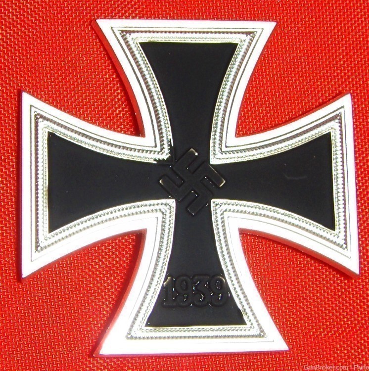 Third Reich German Iron Cross badge with swastika REPRODUCTION-img-0