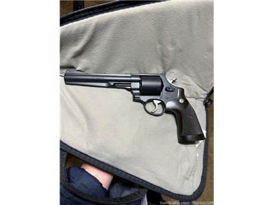 Smith & Wesson Model 29 PRECISION CENTER