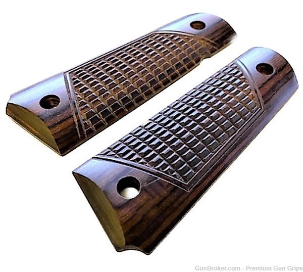 1911 Colt Full Size Outback Rosewood Combat Grips with 4 - Gold Screws-img-1