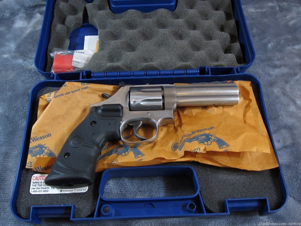 Smith & Wesson .357 686 Revolver-img-4