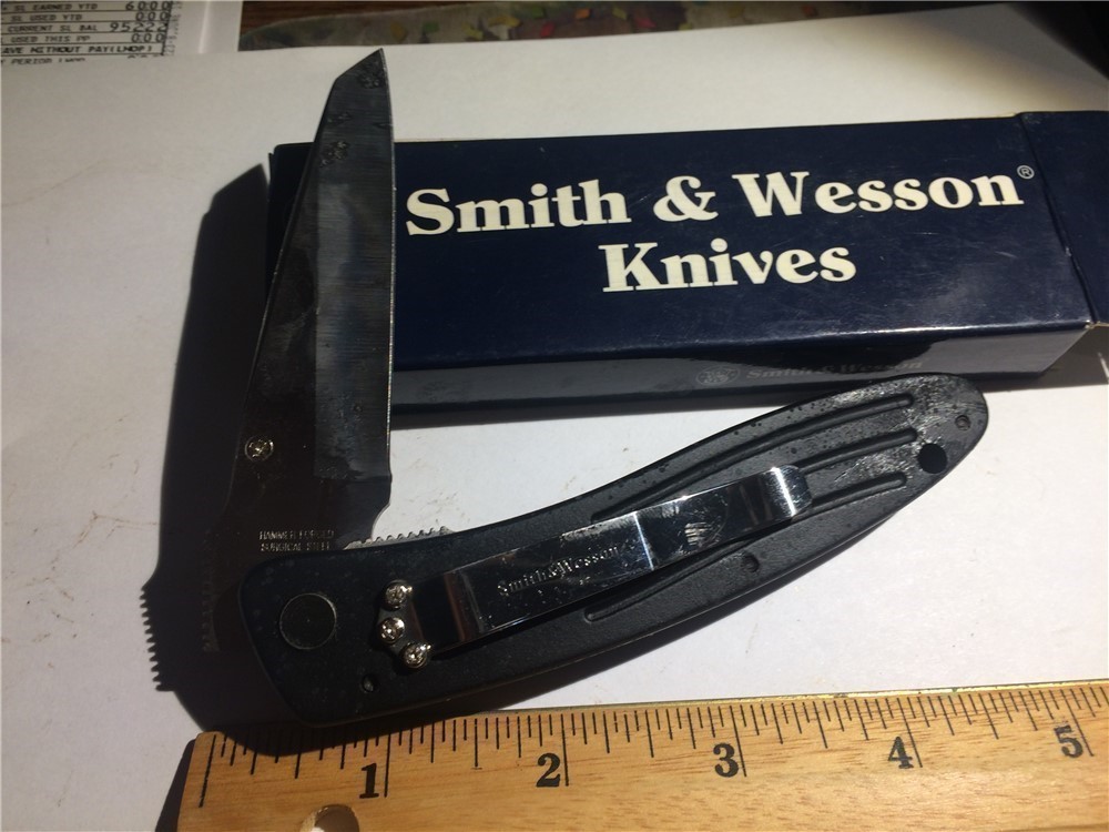 Smith & Wesson  pocket knife-img-0