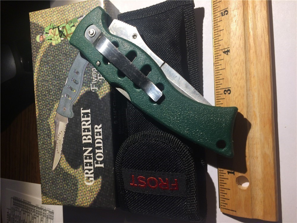 Green Beret   Flying Falcon   Pocket    Knife-img-0