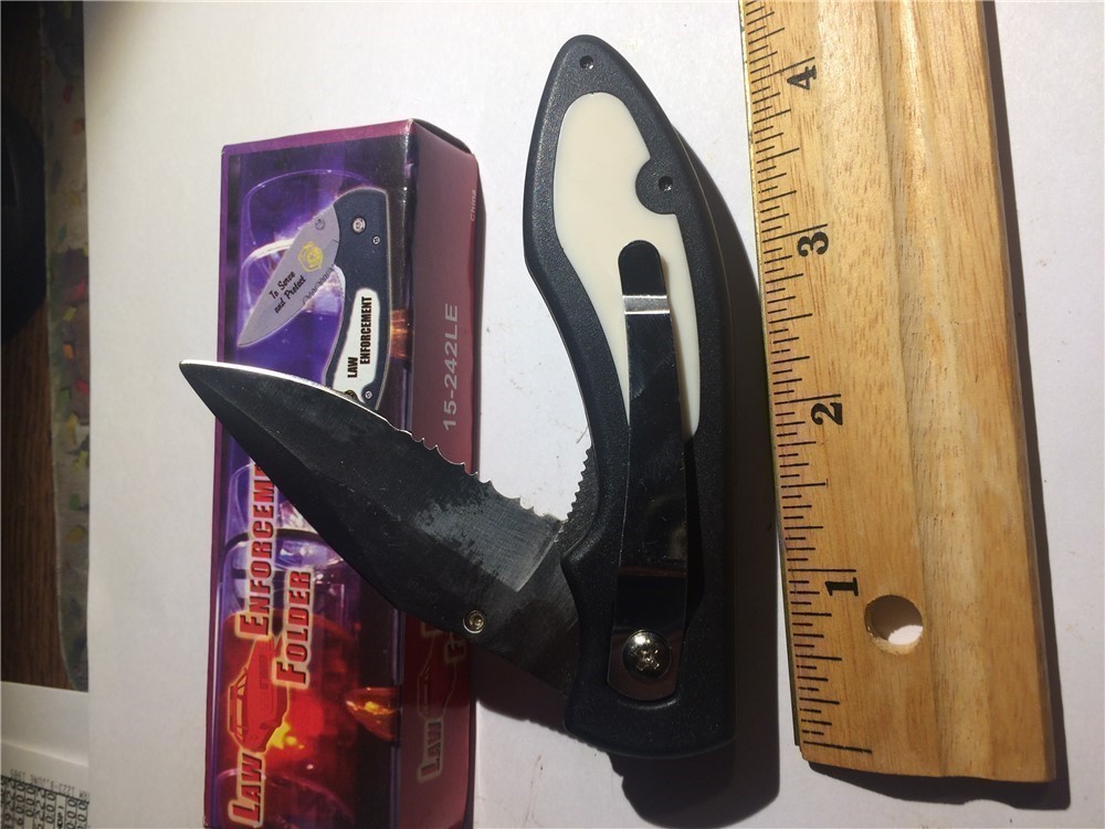 Law Enforcement   Folding   Pocket    Knife-img-1