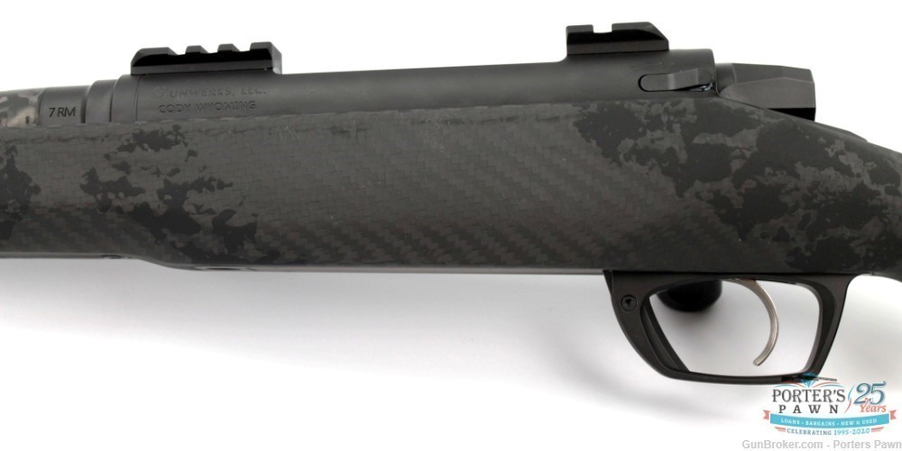 Gunwerks GLR Steel ClymR 7mm RM 22" Carbon Lightweight Rifle -img-17