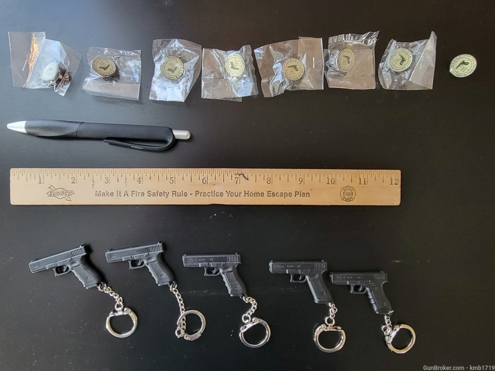 Glock Collectibles Rare Vintage Keychains, pins Etc.-img-3