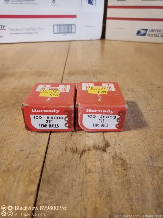 200 count of Hornady Round Balls (100 .310 & 100 .315) -img-1