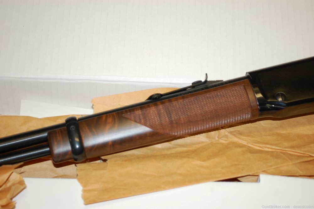 Henry Classic Lever Action 22 Magnum 19.25" Walnut Stock 22WMR NIB-img-3