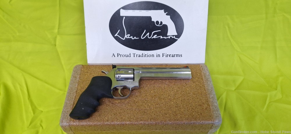 DAN WESSON .357MAG IN THE BOX-img-2