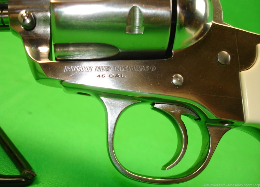 Ruger New Vaquero - .45 Colt / 5.5" Bbl - 95%-img-3